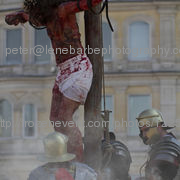 Goodfridaylondon_lpb_04042012838